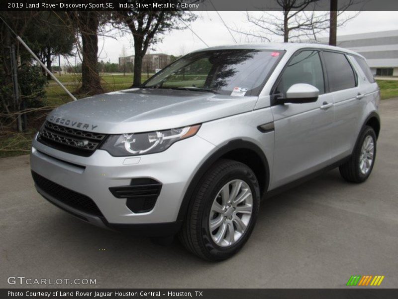 Indus Silver Metallic / Ebony 2019 Land Rover Discovery Sport SE