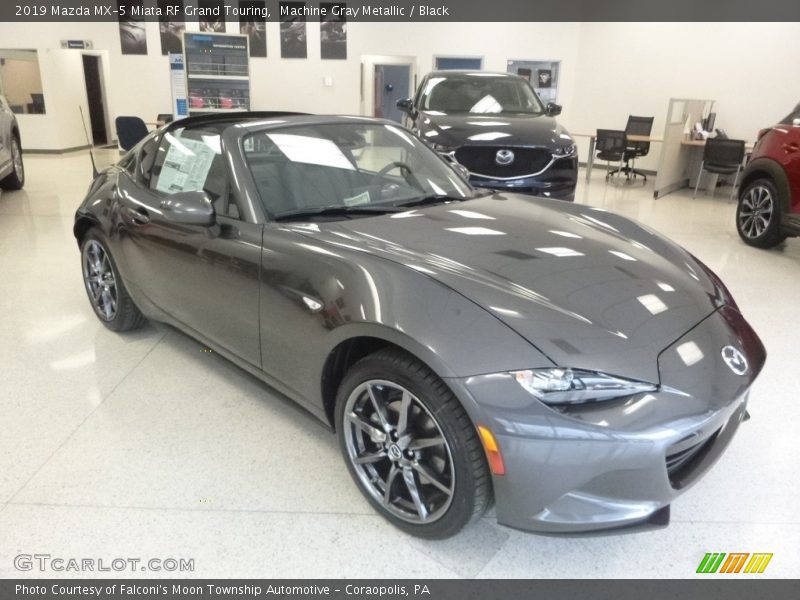 Front 3/4 View of 2019 MX-5 Miata RF Grand Touring