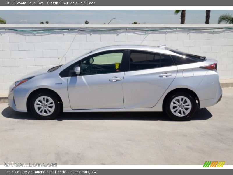 Classic Silver Metallic / Black 2016 Toyota Prius Two
