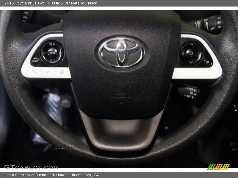 Classic Silver Metallic / Black 2016 Toyota Prius Two