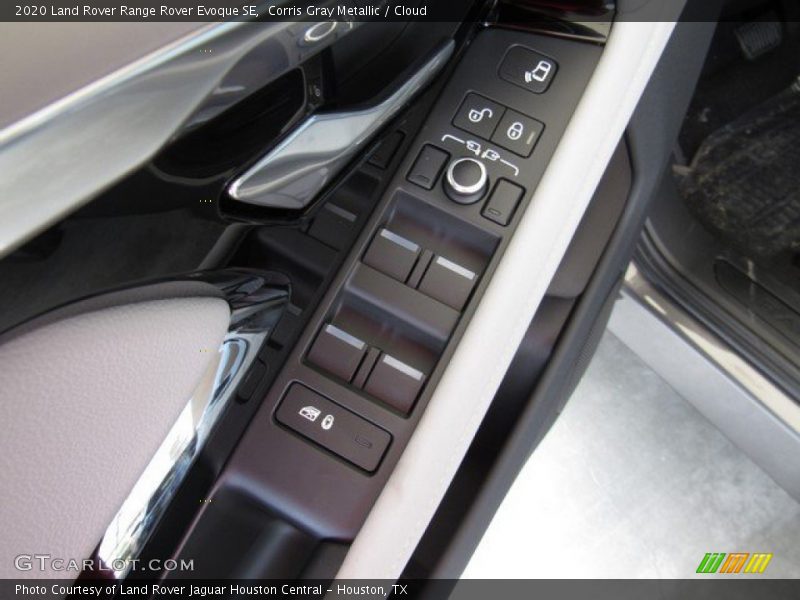 Controls of 2020 Range Rover Evoque SE