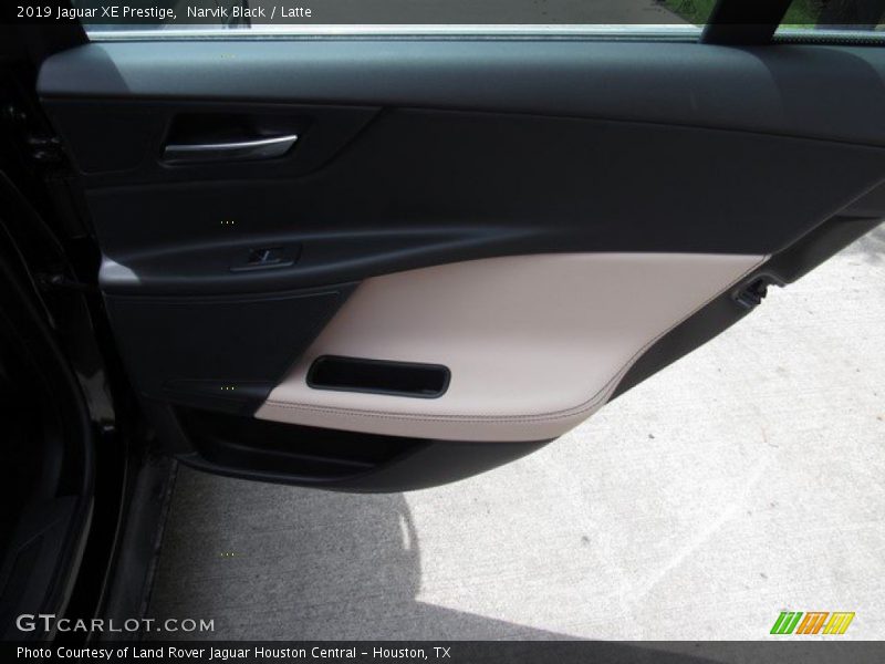 Narvik Black / Latte 2019 Jaguar XE Prestige