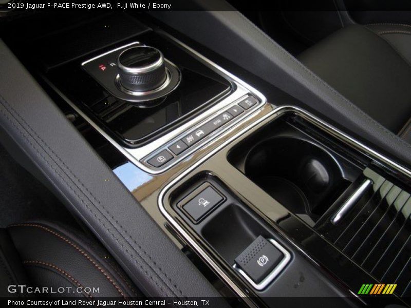 Fuji White / Ebony 2019 Jaguar F-PACE Prestige AWD