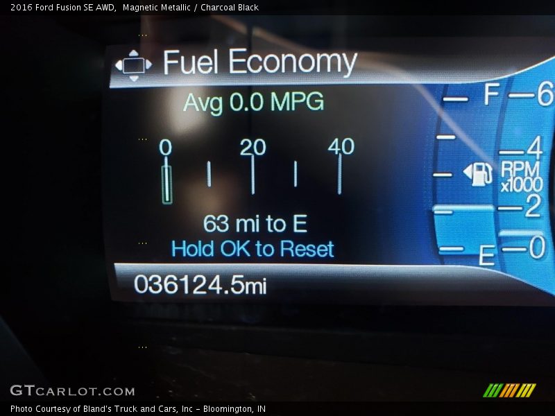 Magnetic Metallic / Charcoal Black 2016 Ford Fusion SE AWD