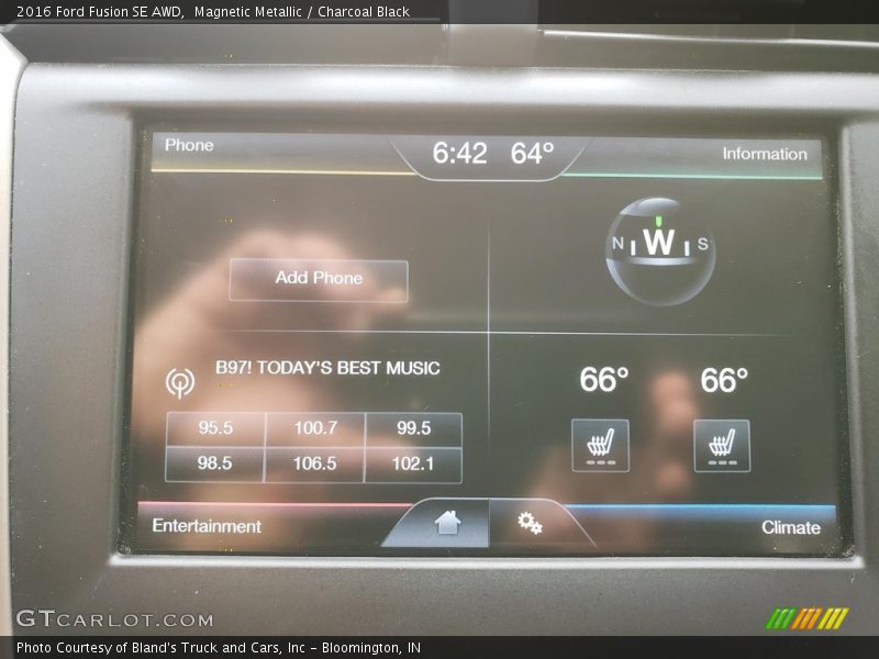 Magnetic Metallic / Charcoal Black 2016 Ford Fusion SE AWD