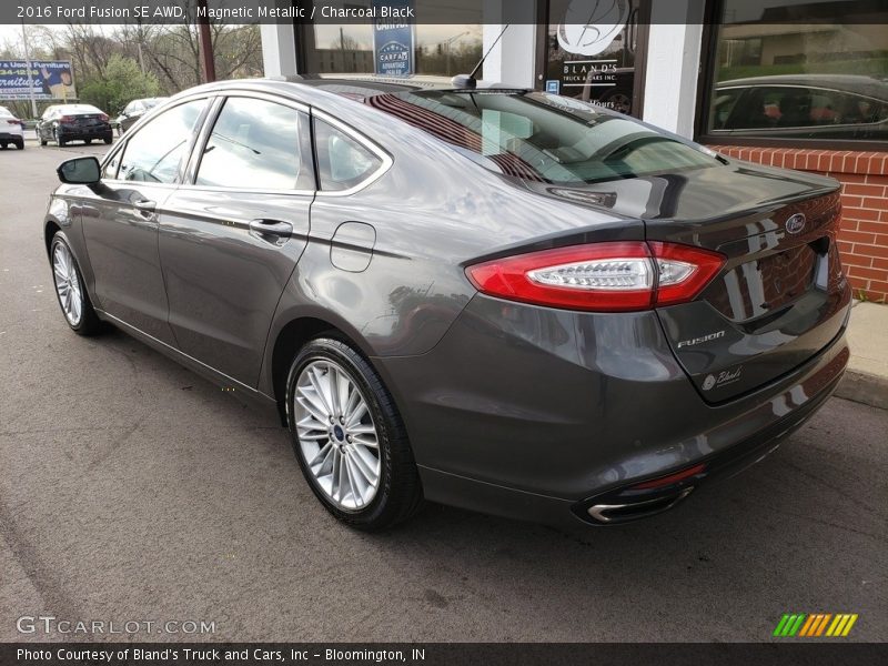 Magnetic Metallic / Charcoal Black 2016 Ford Fusion SE AWD