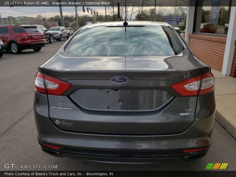 Magnetic Metallic / Charcoal Black 2016 Ford Fusion SE AWD
