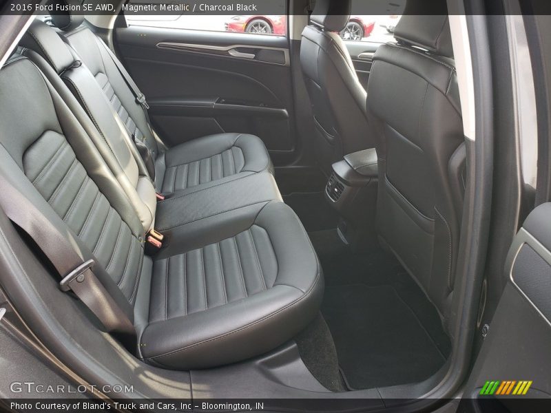 Magnetic Metallic / Charcoal Black 2016 Ford Fusion SE AWD