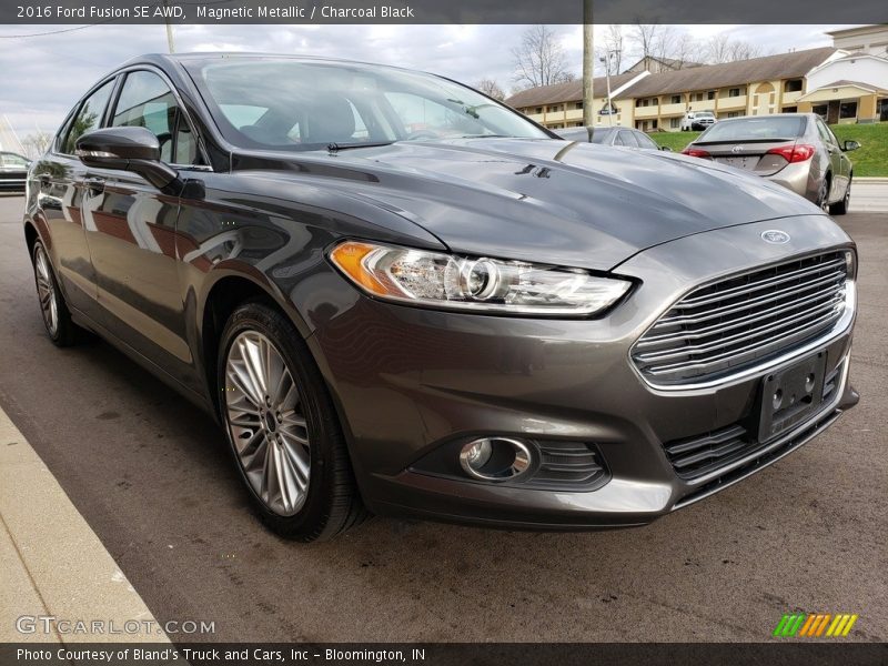 Magnetic Metallic / Charcoal Black 2016 Ford Fusion SE AWD