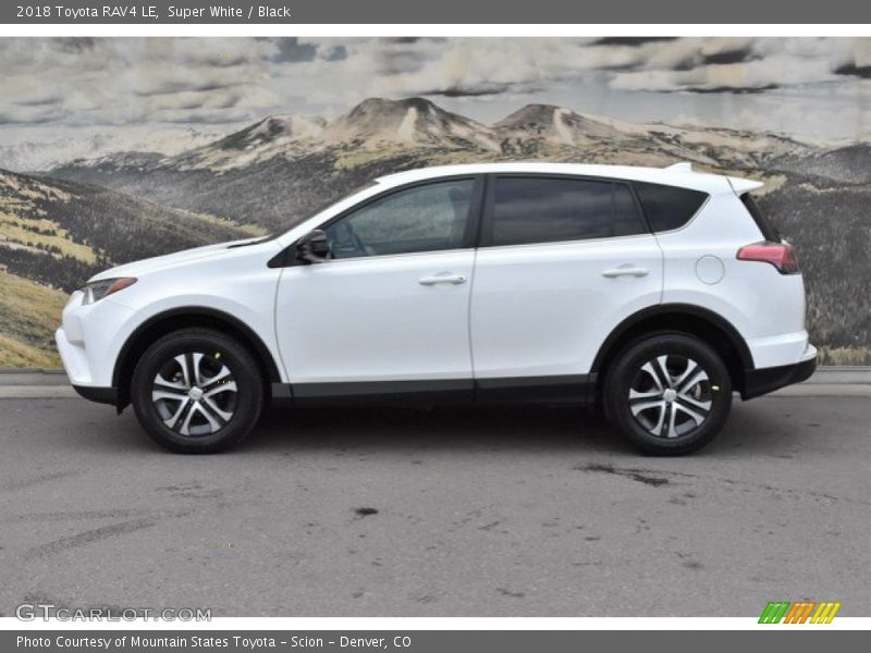 Super White / Black 2018 Toyota RAV4 LE