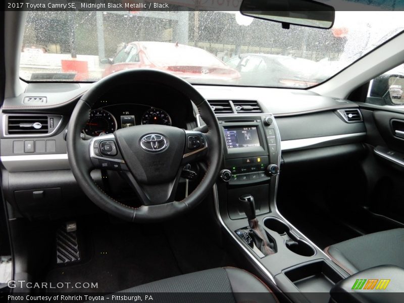Midnight Black Metallic / Black 2017 Toyota Camry SE