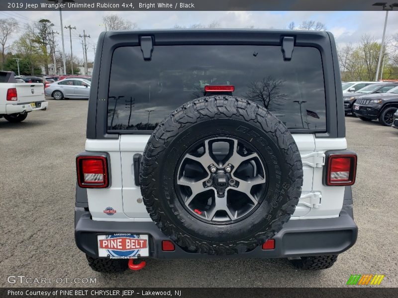 Bright White / Black 2019 Jeep Wrangler Unlimited Rubicon 4x4