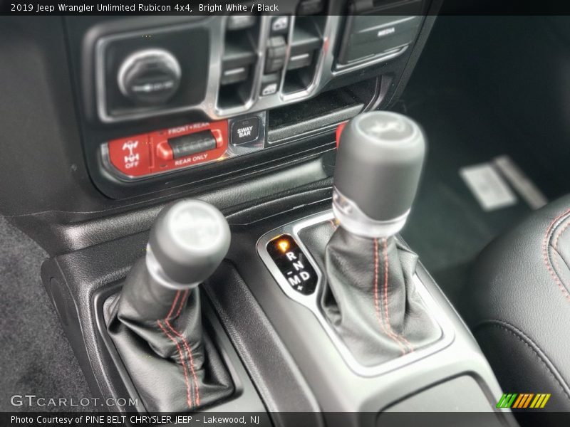 Bright White / Black 2019 Jeep Wrangler Unlimited Rubicon 4x4