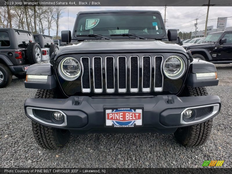 Black / Black 2019 Jeep Wrangler Unlimited Sahara 4x4