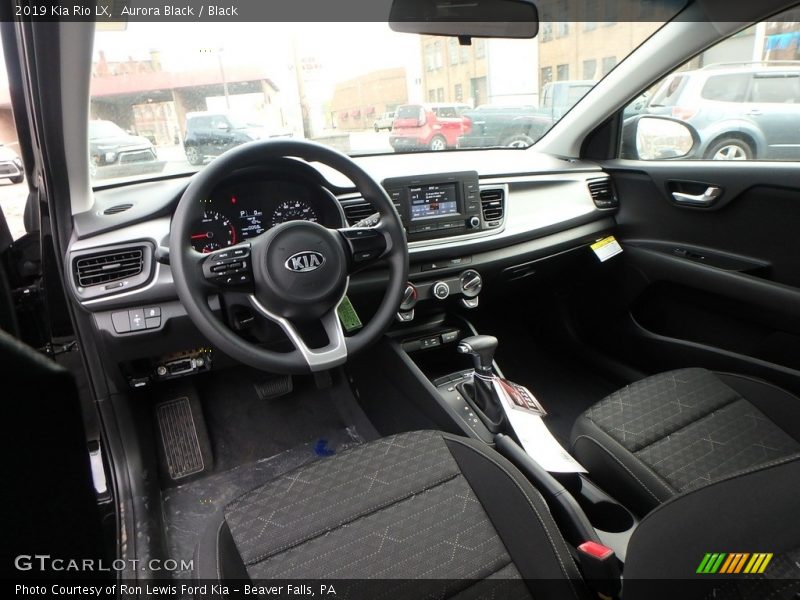  2019 Rio LX Black Interior
