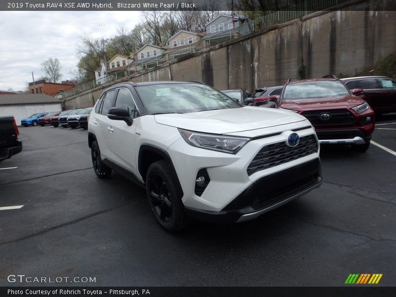  2019 RAV4 XSE AWD Hybrid Blizzard White Pearl