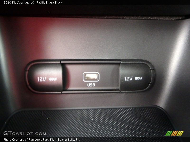 Pacific Blue / Black 2020 Kia Sportage LX