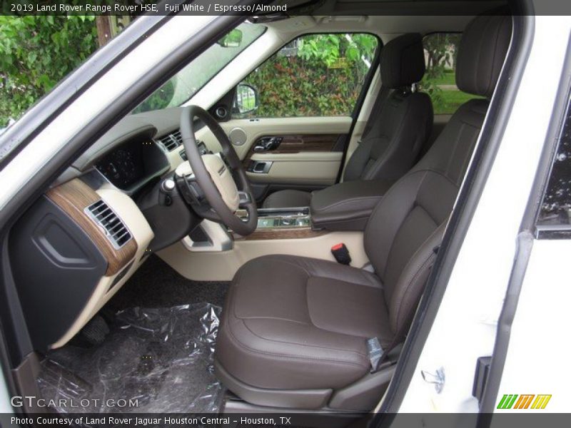 Fuji White / Espresso/Almond 2019 Land Rover Range Rover HSE
