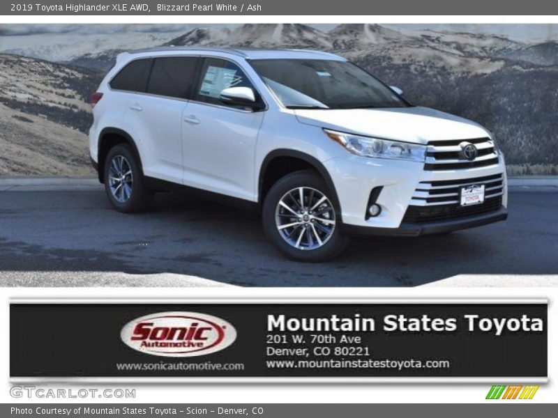 Blizzard Pearl White / Ash 2019 Toyota Highlander XLE AWD