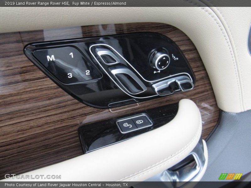 Fuji White / Espresso/Almond 2019 Land Rover Range Rover HSE