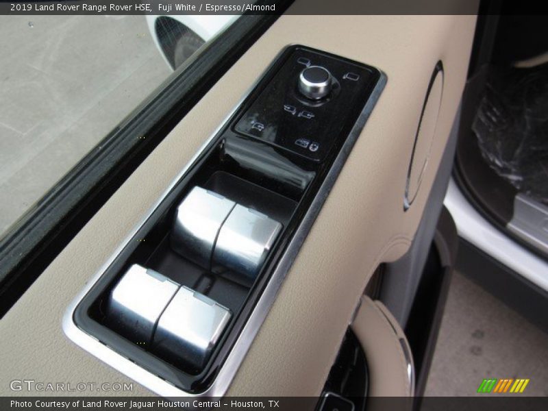 Fuji White / Espresso/Almond 2019 Land Rover Range Rover HSE