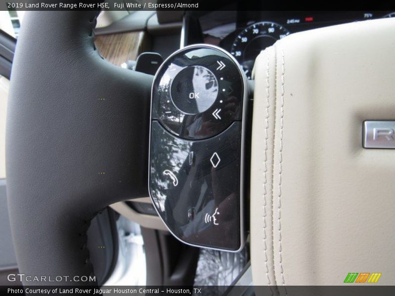 Fuji White / Espresso/Almond 2019 Land Rover Range Rover HSE