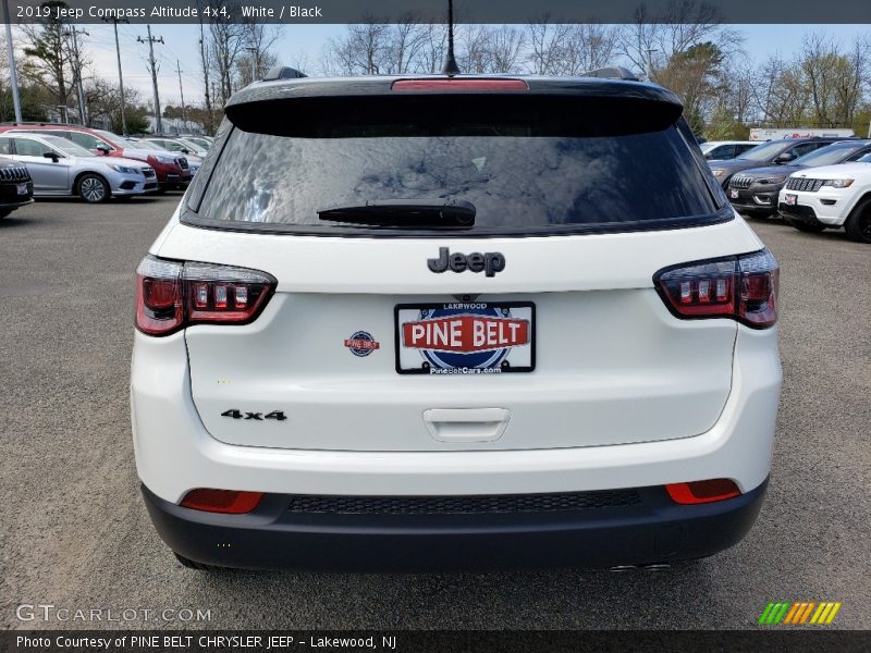 White / Black 2019 Jeep Compass Altitude 4x4