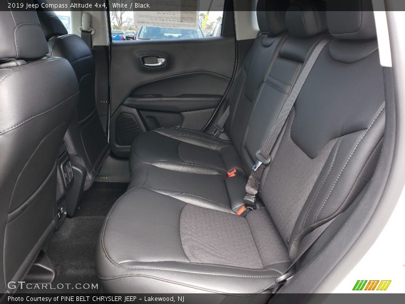 White / Black 2019 Jeep Compass Altitude 4x4