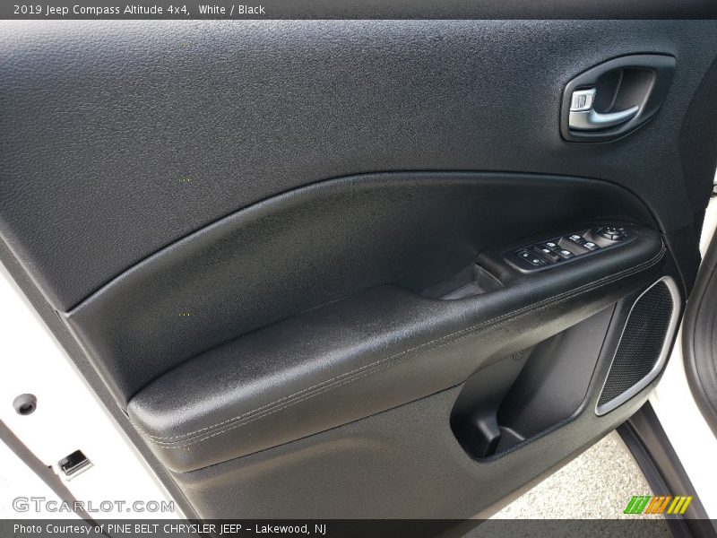 White / Black 2019 Jeep Compass Altitude 4x4