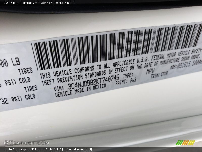 White / Black 2019 Jeep Compass Altitude 4x4