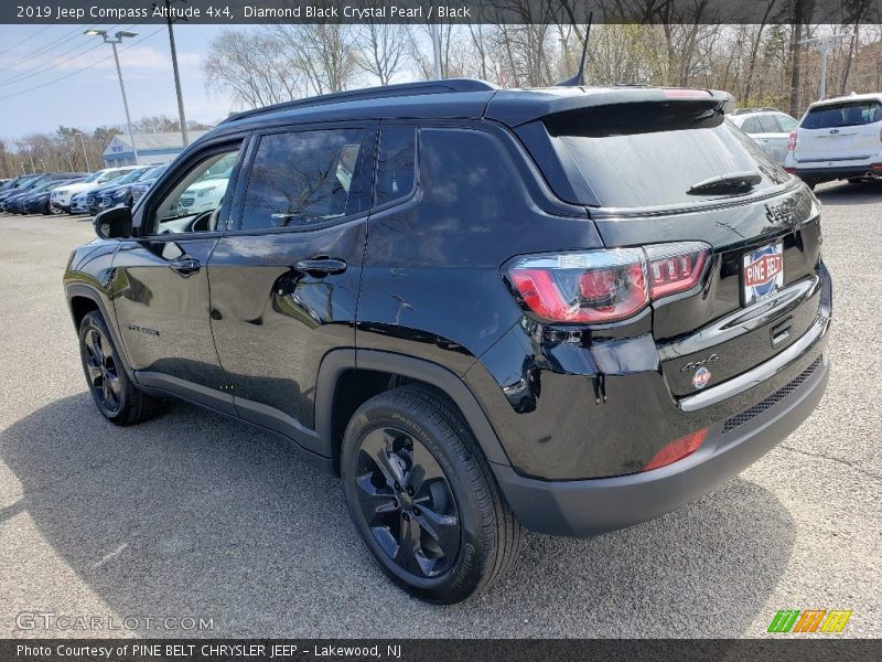 Diamond Black Crystal Pearl / Black 2019 Jeep Compass Altitude 4x4