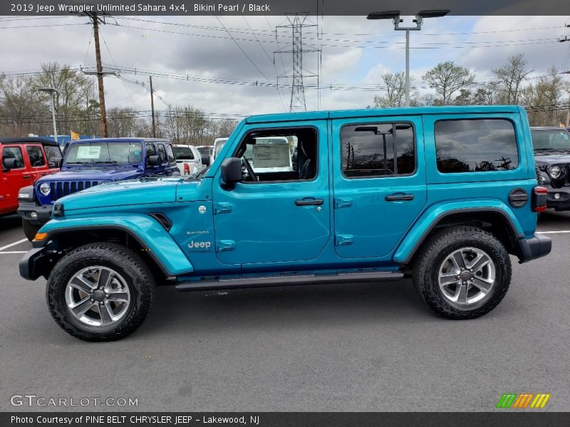  2019 Wrangler Unlimited Sahara 4x4 Bikini Pearl