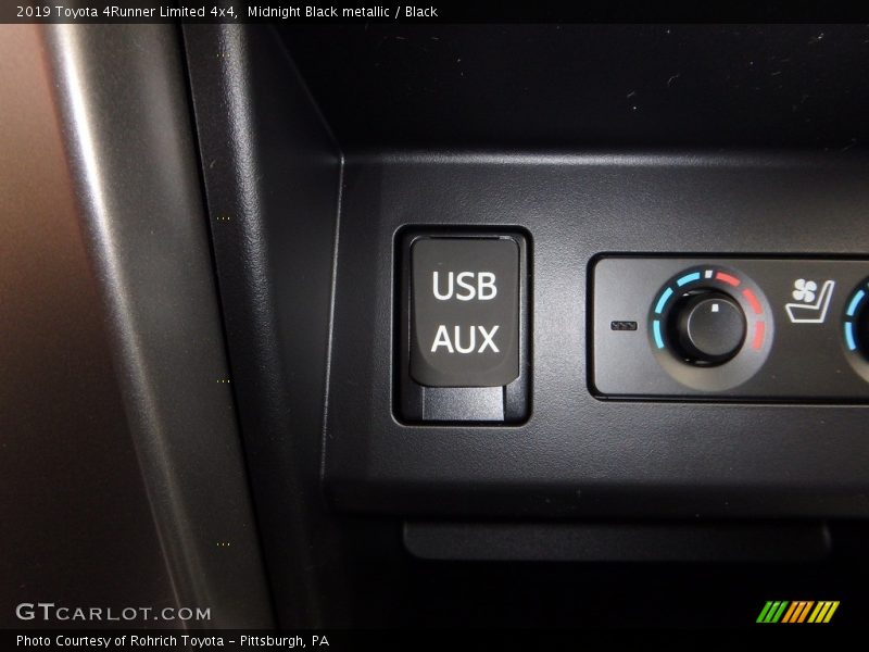 Midnight Black metallic / Black 2019 Toyota 4Runner Limited 4x4