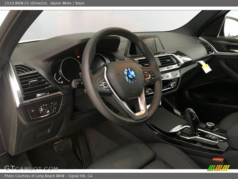 Alpine White / Black 2019 BMW X3 sDrive30i