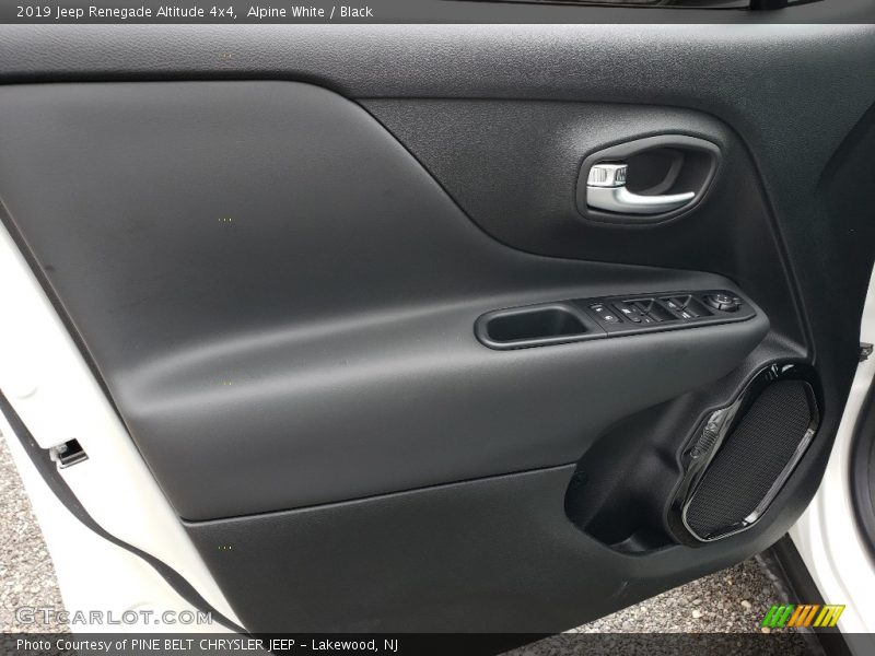 Alpine White / Black 2019 Jeep Renegade Altitude 4x4