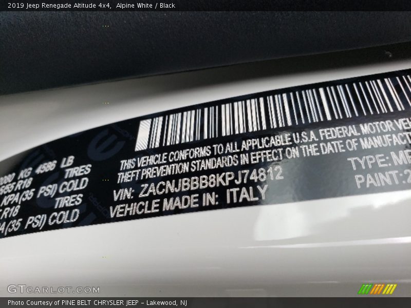 Alpine White / Black 2019 Jeep Renegade Altitude 4x4