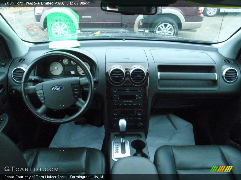 Black / Black 2006 Ford Freestyle Limited AWD