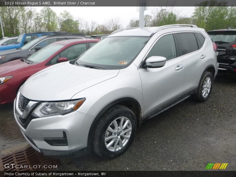 Front 3/4 View of 2019 Rogue S AWD