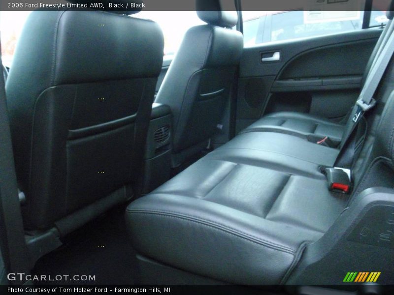 Black / Black 2006 Ford Freestyle Limited AWD