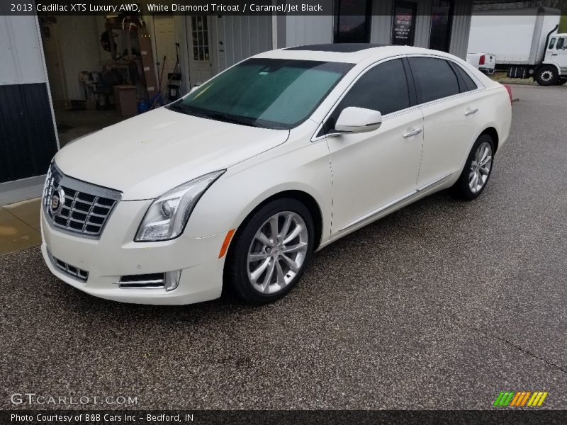 White Diamond Tricoat / Caramel/Jet Black 2013 Cadillac XTS Luxury AWD