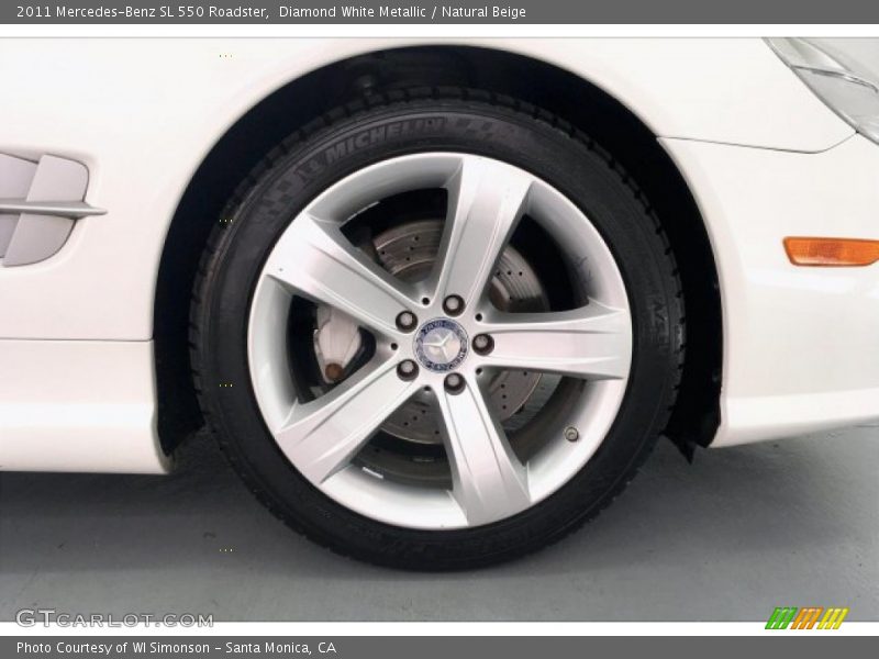 Diamond White Metallic / Natural Beige 2011 Mercedes-Benz SL 550 Roadster