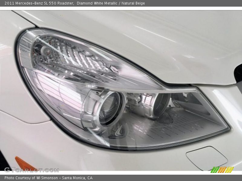 Diamond White Metallic / Natural Beige 2011 Mercedes-Benz SL 550 Roadster