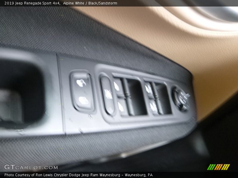Alpine White / Black/Sandstorm 2019 Jeep Renegade Sport 4x4