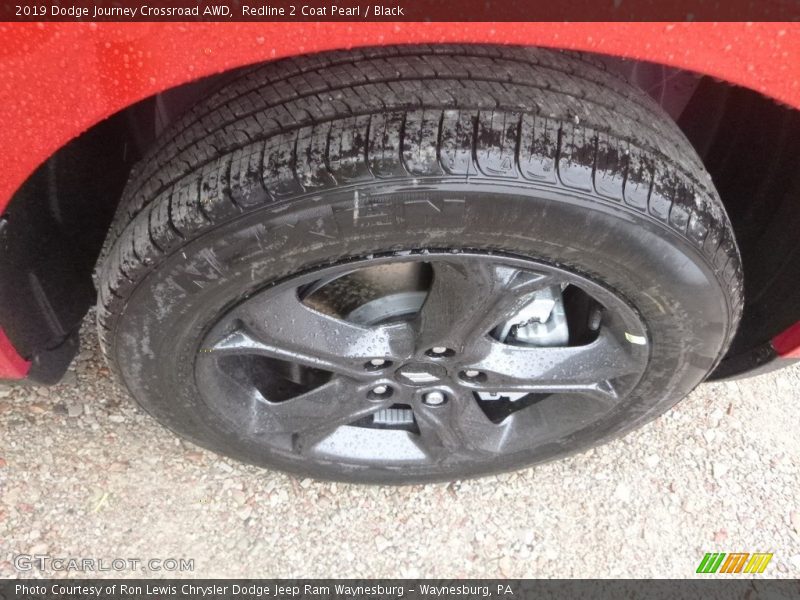 Redline 2 Coat Pearl / Black 2019 Dodge Journey Crossroad AWD