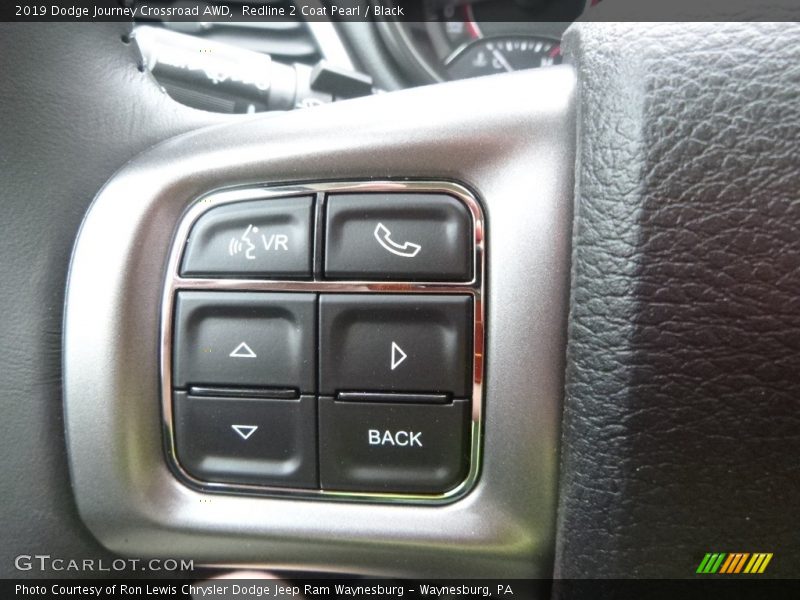 Redline 2 Coat Pearl / Black 2019 Dodge Journey Crossroad AWD