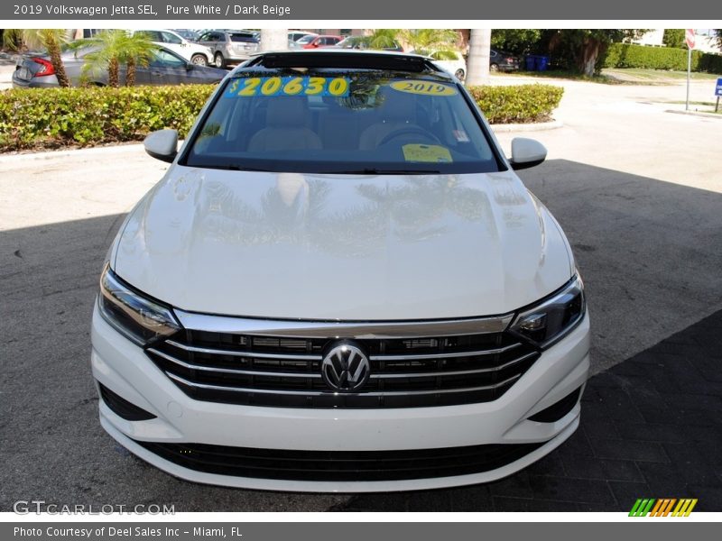 Pure White / Dark Beige 2019 Volkswagen Jetta SEL