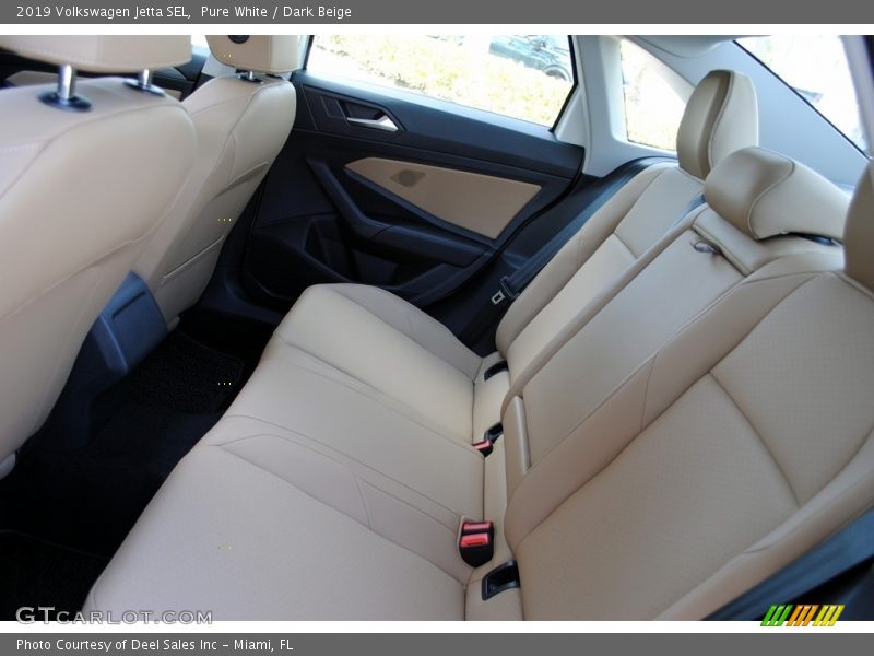 Pure White / Dark Beige 2019 Volkswagen Jetta SEL
