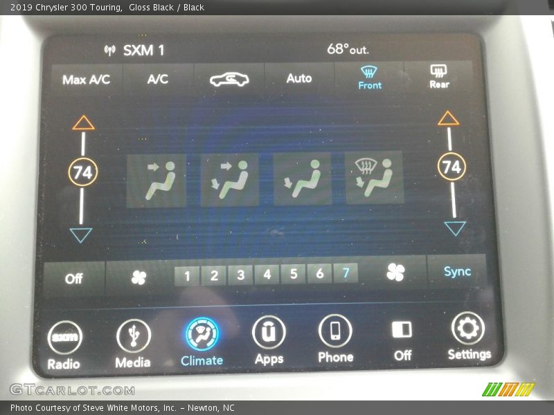 Gloss Black / Black 2019 Chrysler 300 Touring