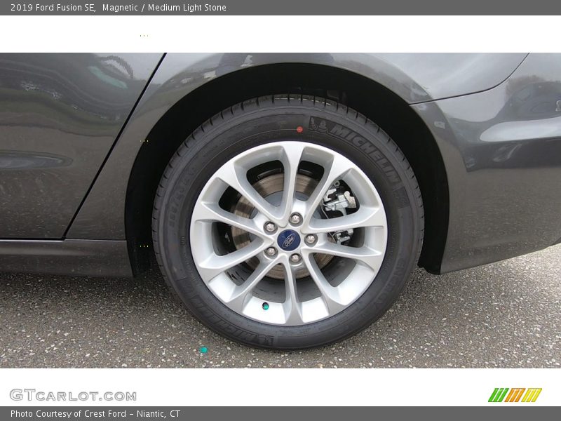 Magnetic / Medium Light Stone 2019 Ford Fusion SE