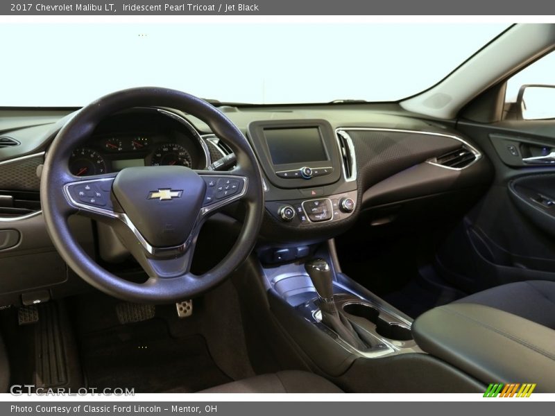 Iridescent Pearl Tricoat / Jet Black 2017 Chevrolet Malibu LT